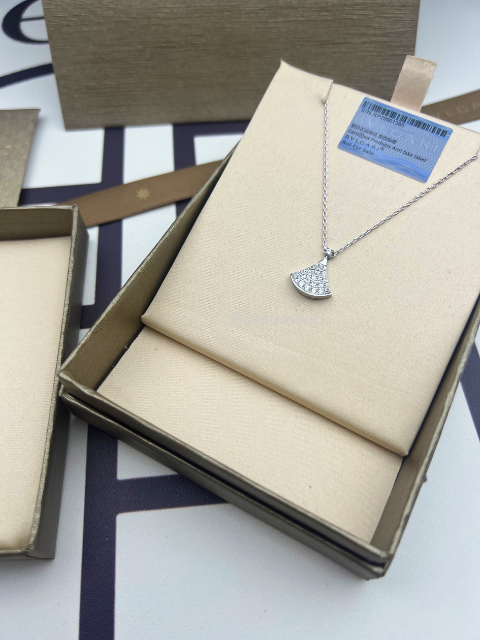 Bulgari Mini Dress Full Of Diamonds, Small Necklace (1) - www.newkick.vip